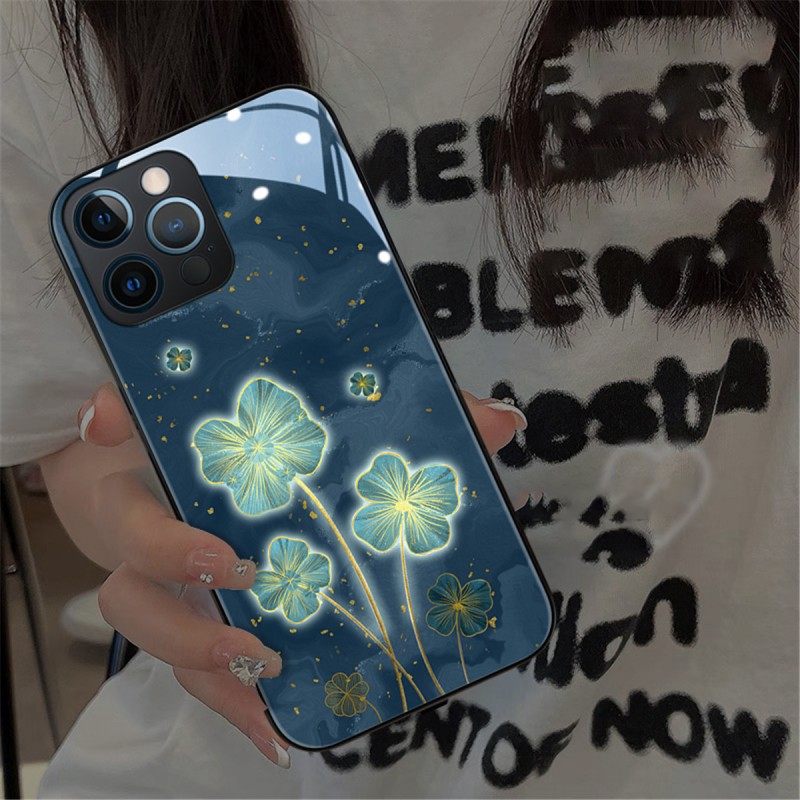 Four-leaf Clover Light-up Full Coverage Anti-drop Phone Case